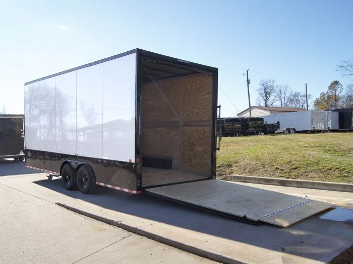 SLE Enclosed Trailers 8.5x20 White V-Nose Enclosed Trailer With Blackout Pkg (2) 5,200lb Axles 6 SLE Enclosed Trailers 8.5x20 White V-Nose Enclosed Trailer With Blackout Pkg (2) 5,200lb Axles - Image 4