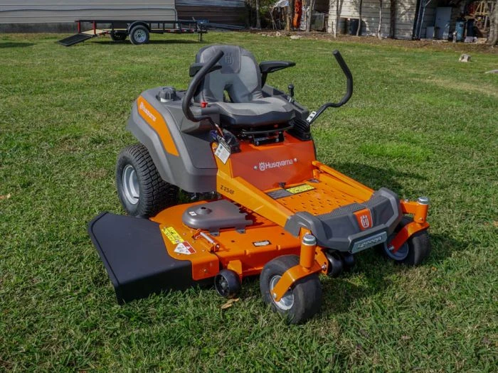 Husqvarna Z254F Premium 24HP Kawasaki Zero Turn Lawn Mower 5 Husqvarna Z254F Premium 24HP Kawasaki Zero Turn Lawn Mower - Image 3