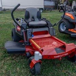 Toro 75740 TimeCutter 42" Zero Turn Mower 452cc Toro Engine -SLE Equipment shop dsc01549 2