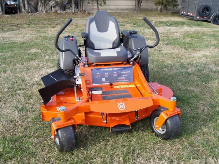 Husqvarna MZ61 61" Zero Turn Lawn Mower 24HP KAW (Scratch & Dent) 5 Husqvarna MZ61 61" Zero Turn Lawn Mower 24HP KAW (Scratch & Dent) - Image 3