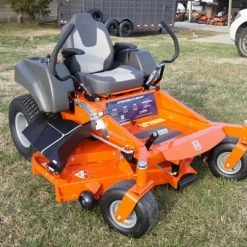 Husqvarna MZ61 61" Zero Turn Lawn Mower 24HP KAW (Scratch & Dent) 11 Husqvarna MZ61 61" Zero Turn Lawn Mower 24HP KAW (Scratch & Dent) -SLE Equipment shop dsc02667 3