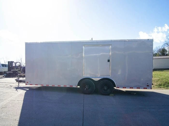 SLE Enclosed Trailers 8.5x20 Silver V-Nose Slant Top Enclosed Trailer (2) 5200lb Axles 6 SLE Enclosed Trailers 8.5x20 Silver V-Nose Slant Top Enclosed Trailer (2) 5200lb Axles - Image 4