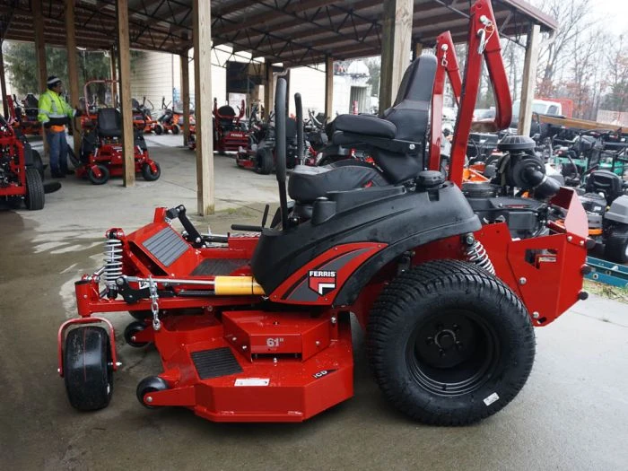 Ferris 61" ISX2200 (5902026) 25.5HP Kawasaki Zero Turn Mower 5 Ferris 61" ISX2200 (5902026) 25.5HP Kawasaki Zero Turn Mower - Image 3