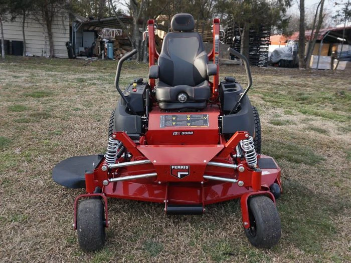 Ferris 61" ISX3300 (5902031) 38.5HP Kawasaki EFI Zero Turn Mower 4 Ferris 61" ISX3300 (5902031) 38.5HP Kawasaki EFI Zero Turn Mower - Image 2