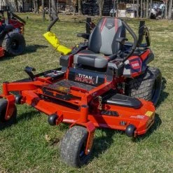 Toro 76601 Titan MAX 60" Zero Turn Mower 26HP Kohler -SLE Equipment shop dsc04713 3