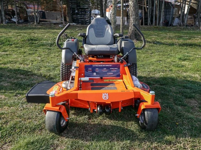 Husqvarna MZ54 54" Zero Turn Lawn Mower 24HP KAW (Scratch And Dent) 5 Husqvarna MZ54 54" Zero Turn Lawn Mower 24HP KAW (Scratch And Dent) - Image 3