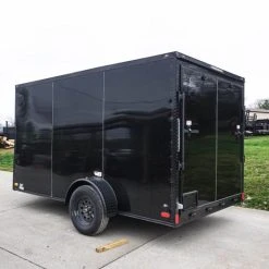 SLE Enclosed Trailers 7x12 Enclosed Trailer Black V-Nose Blackout Package 3,500lb Axle Storage -SLE Equipment shop dsc05872 2