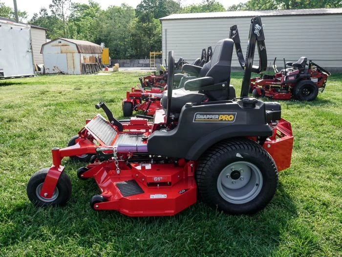 Snapper Pro S200xt Zero Turn Mower 61" 27HP Briggs 5901280 5 Snapper Pro S200xt Zero Turn Mower 61" 27HP Briggs 5901280 - Image 3