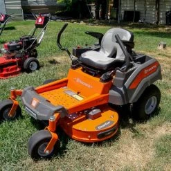 Husqvarna Z242F 42" Zero Turn Mower 21.5HP Kawasaki -SLE Equipment shop dsc07993 1