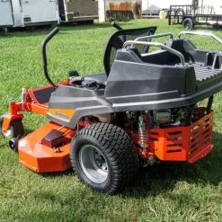 Simplicity Courier 52" Zero Turn Lawn Mower 25HP Briggs -SLE Equipment shop dsc09624
