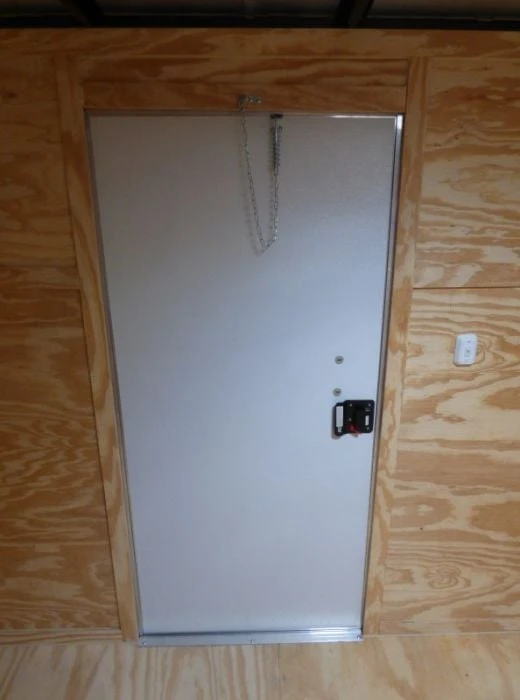 SLE Enclosed Trailers Enclosed Trailer 7'x12' 3500 Lb Axle V-Nose W/ Barn Doors Storage 7 SLE Enclosed Trailers Enclosed Trailer 7'x12' 3500 Lb Axle V-Nose W/ Barn Doors Storage - Image 5